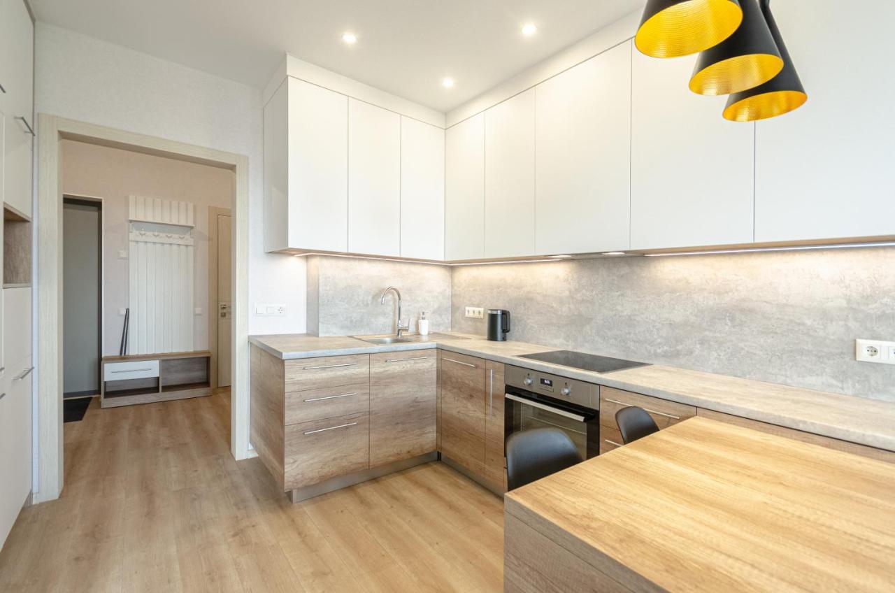 1190Г Cozy apartment nearby with Central Railway Station Киев Экстерьер фото