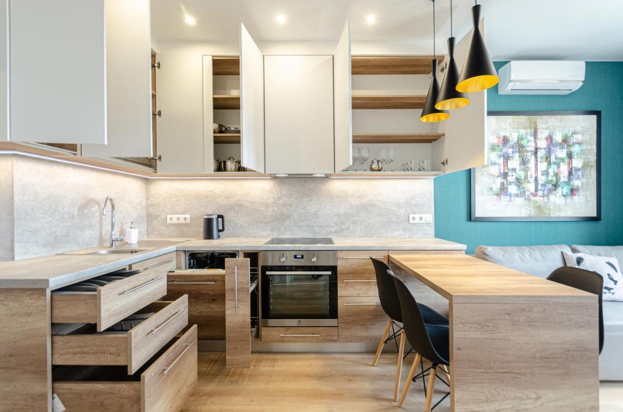 1190Г Cozy apartment nearby with Central Railway Station Киев Экстерьер фото