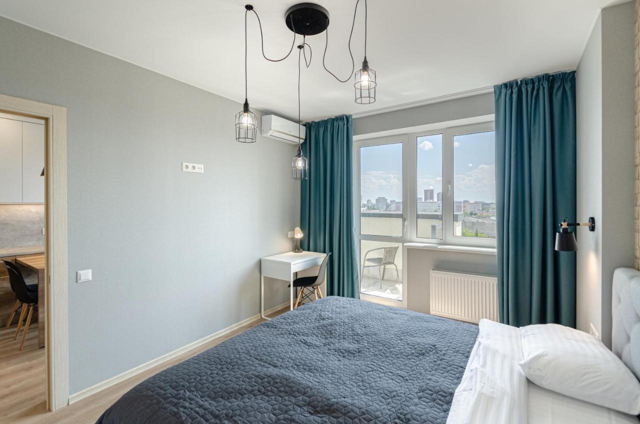 1190Г Cozy apartment nearby with Central Railway Station Киев Экстерьер фото