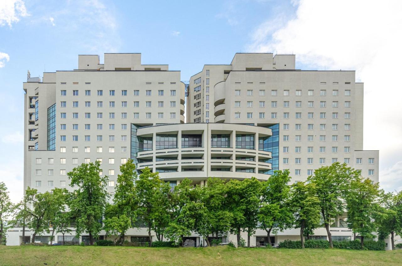 1190Г Cozy apartment nearby with Central Railway Station Киев Экстерьер фото